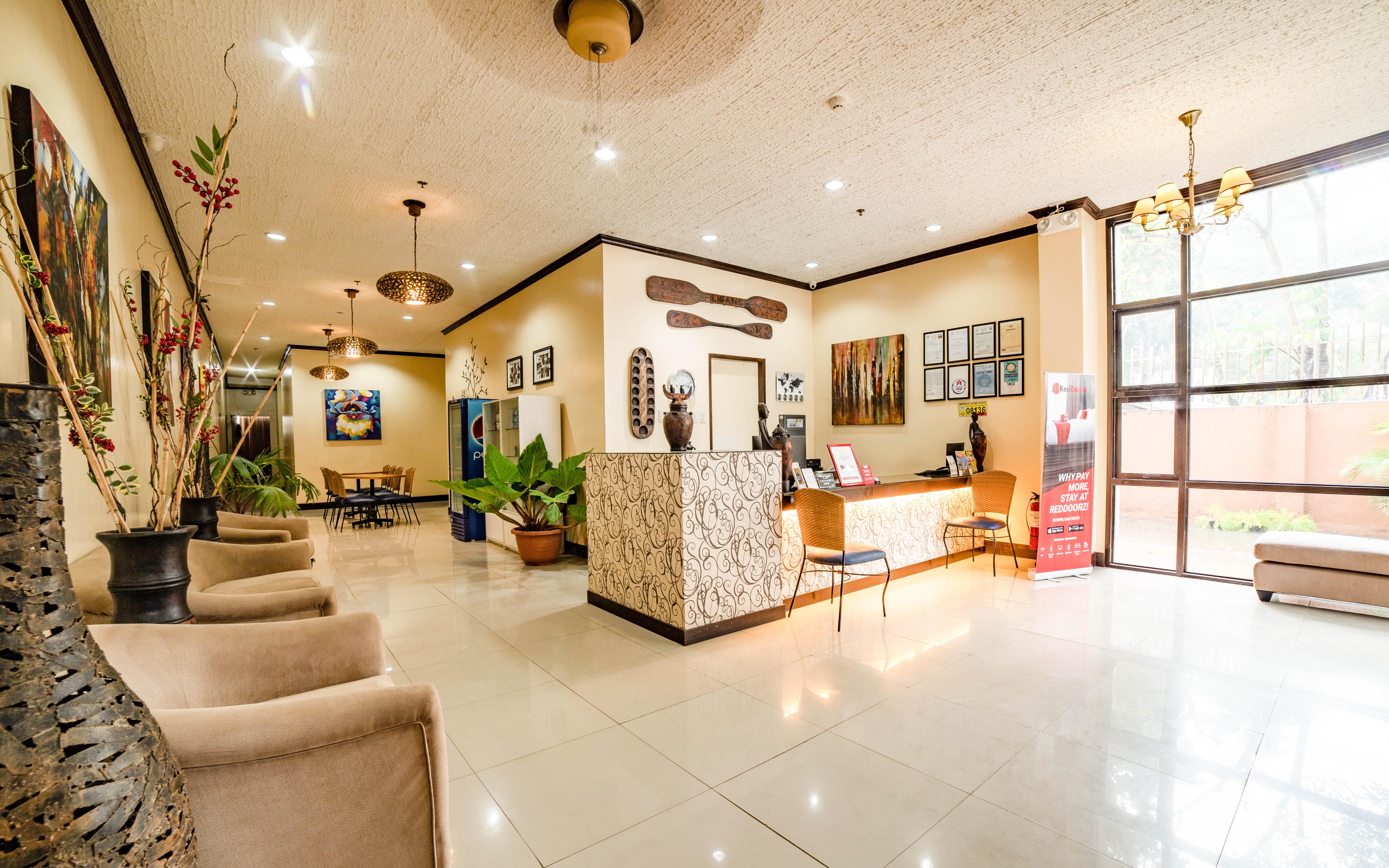 Reddoorz Plus Near Rizal Junction Puerto Princesa Exterior photo